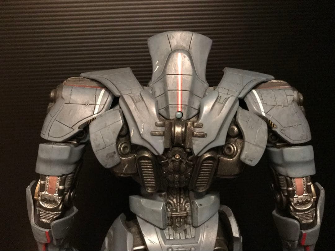 NECA『 パシフィックリム 』ジプシー・デンジャー 18インチDXフィギュア