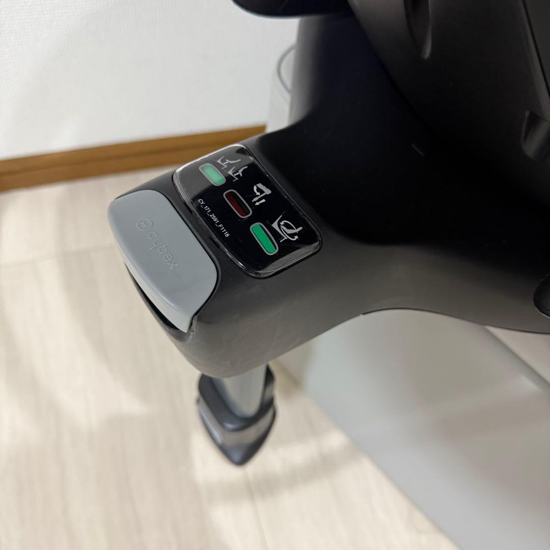 【極美品】cybexクラウドZ i-size＋ベースセット