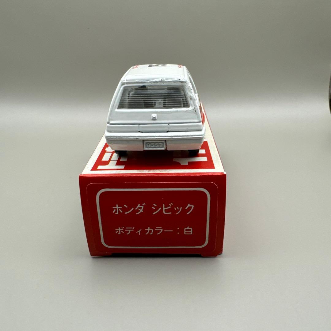 トミカ黒箱・青箱 ・赤箱グループＡフェア販売商品12台 (1984年10月発売)