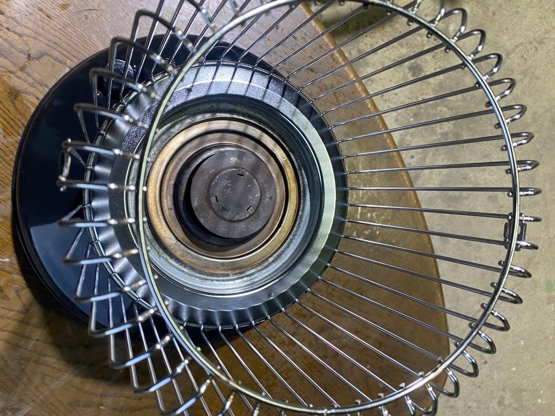 トヨトミ 自然換気オープン灯油ストーブ RB25B【灯油送料無料】