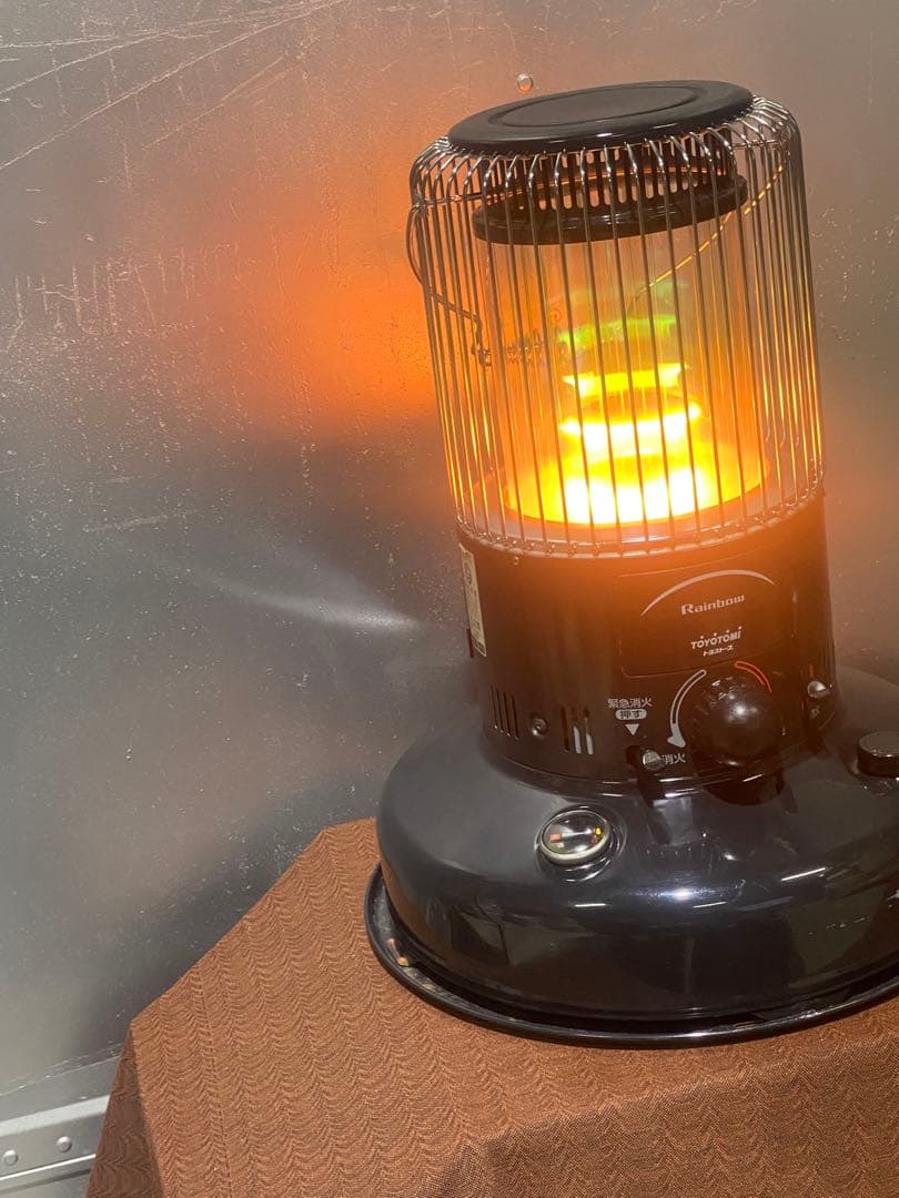 トヨトミ 自然換気オープン灯油ストーブ RB25B【灯油送料無料】