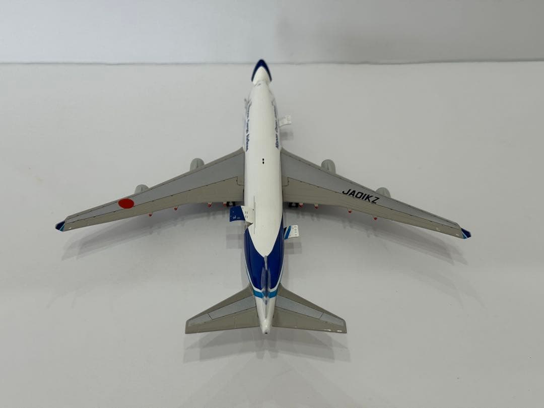日本貨物航空 747-400F 成田空港ジオラマセット スケール1/400