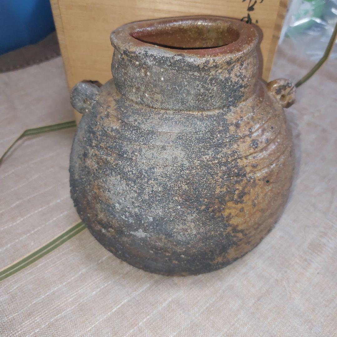 備前焼の壺です
