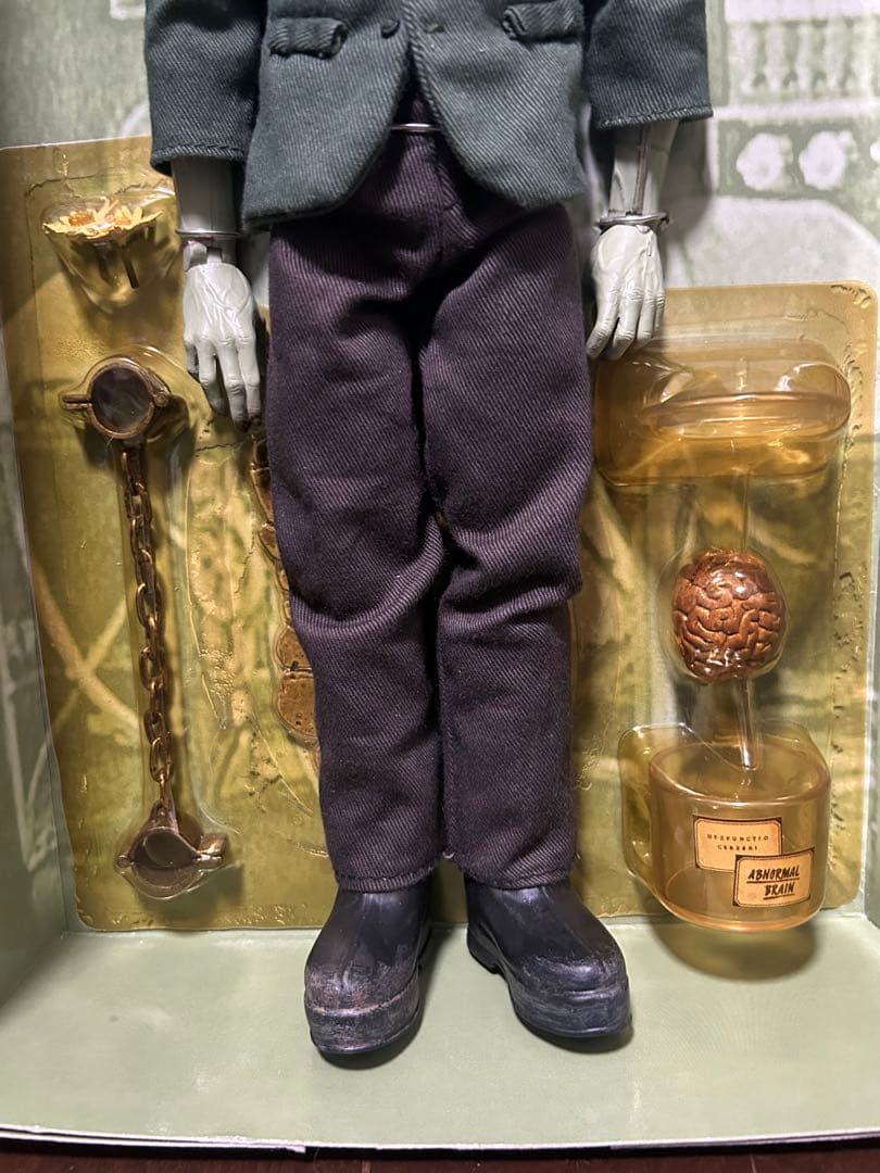 Sideshowフランケンシュタイン12インチアクションフィギュア