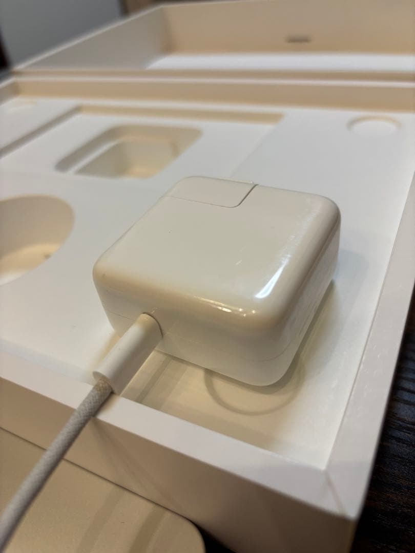 Apple MacBook Air M2 2022年モデル