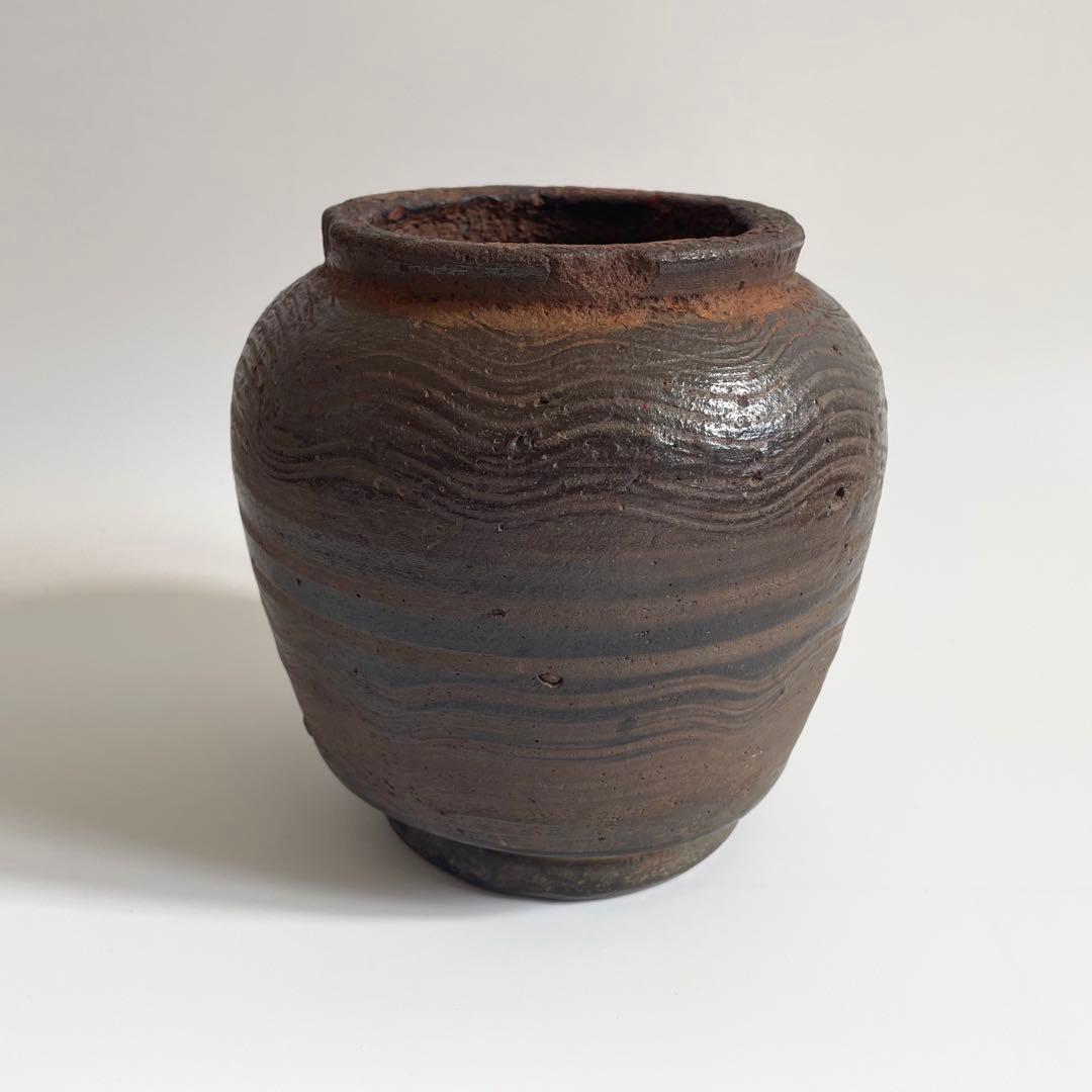 南蛮？ 櫛目波状文壺 ニュウ多い 状態考慮 検）古備前 古信楽 お歯黒壺
