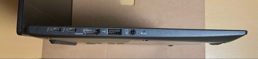 2021年製 東芝 第11世代i5 SSD 512GB メモリ 16GB