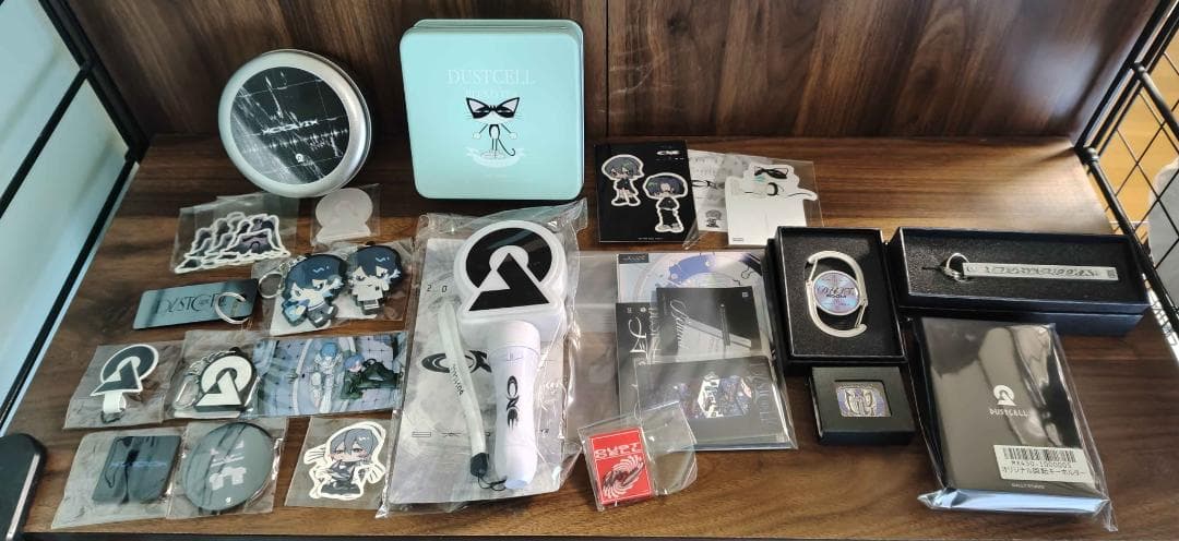 DUSTCELLグッズまとめ売りFC年間特典(4点)サイン入りグッズ(1点) 等
