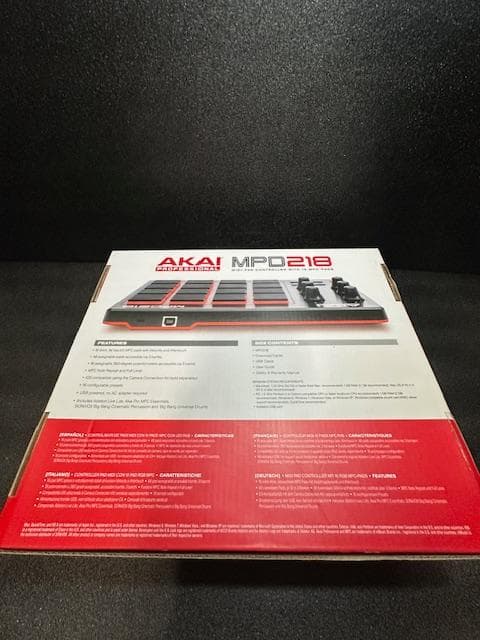 ほる様用【美品・未使用】AKAI / MPD218 MIDIパッドコントローラー