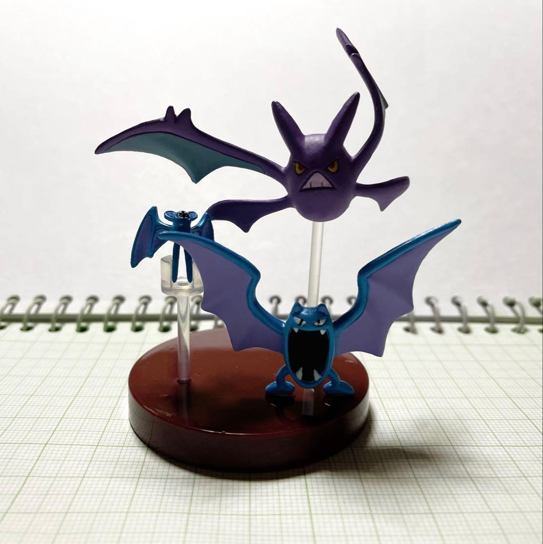 ズバット　ゴルバット　クロバット 立体ポケモン図鑑 フィギュア
