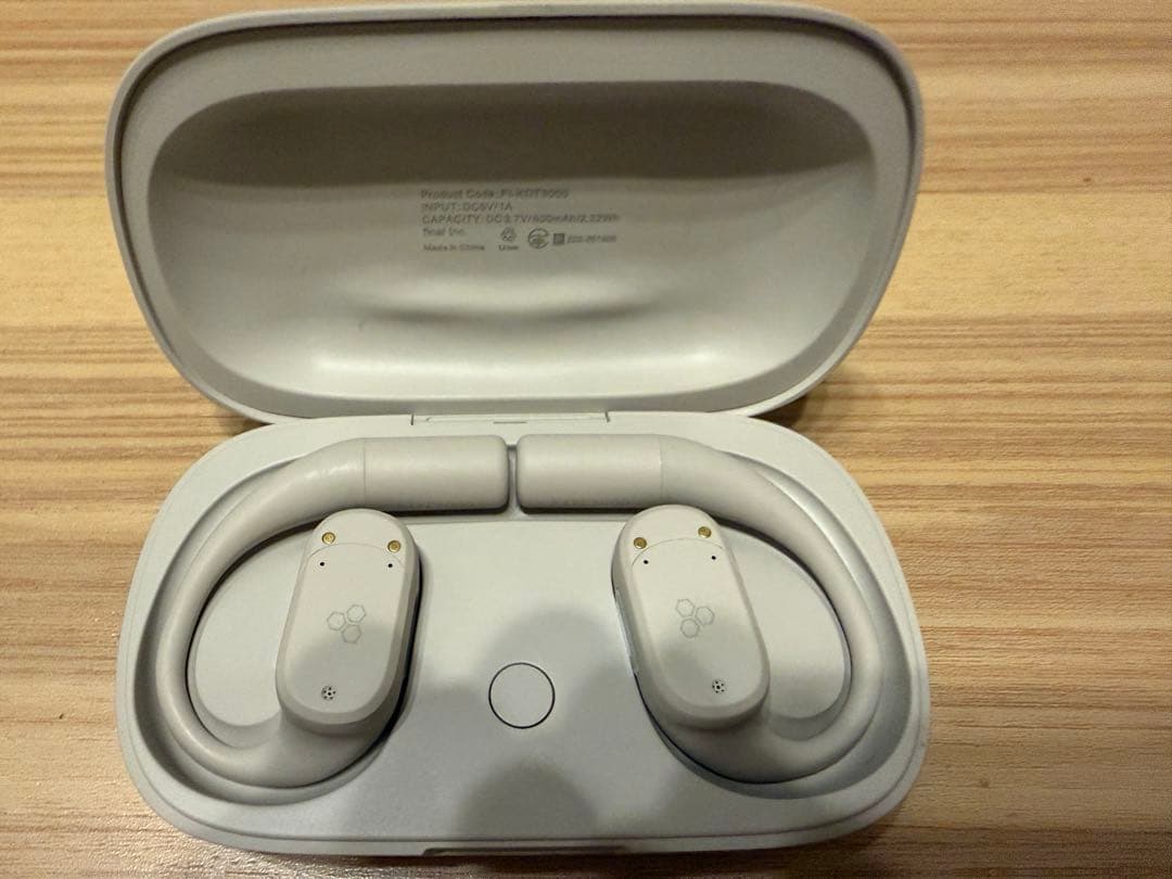 美品final KDT3000 ワイヤレスイヤホン ベージュ