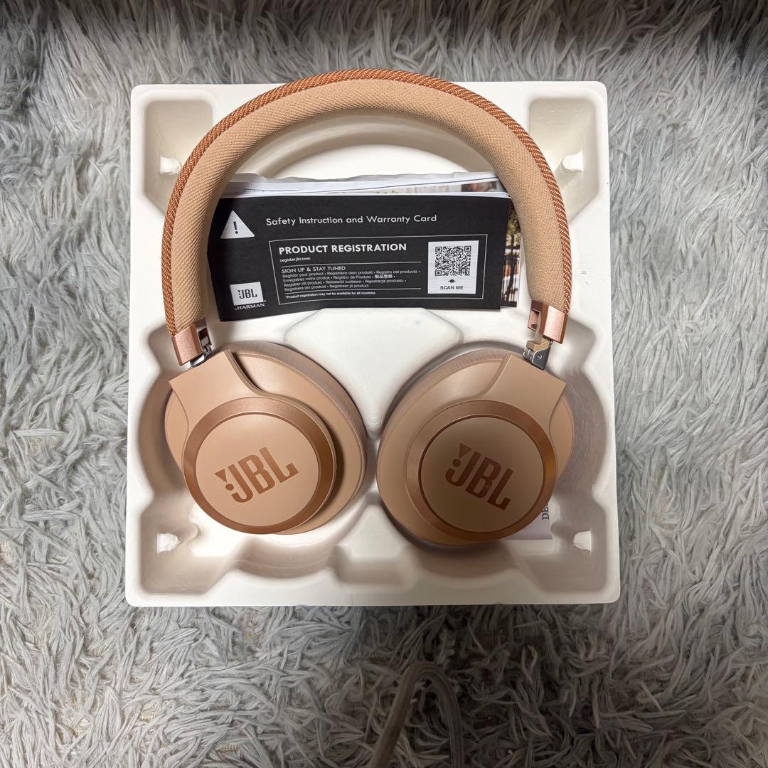 美品　JBL LIVE 770 NC ワイヤレスヘッドホン