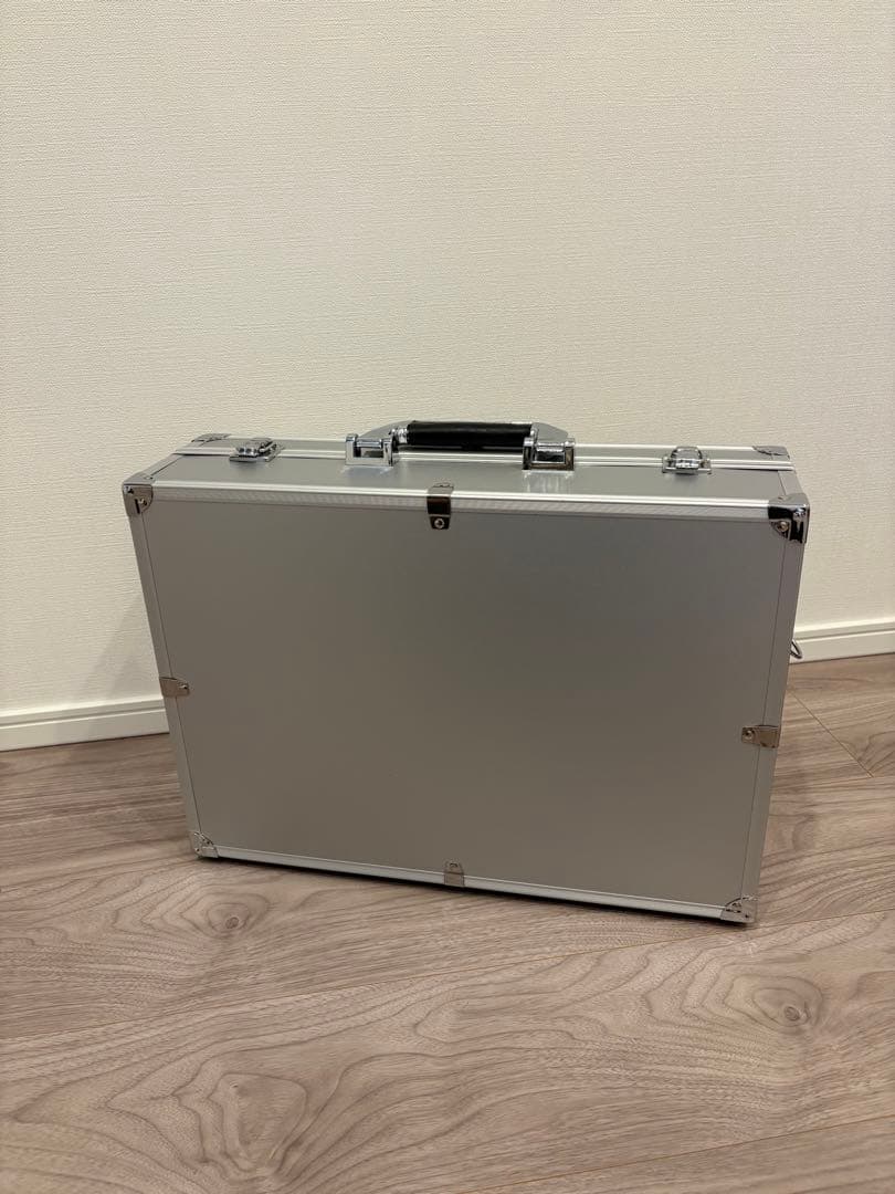 TOYGER CEO Storage アタッシュケース シルバー