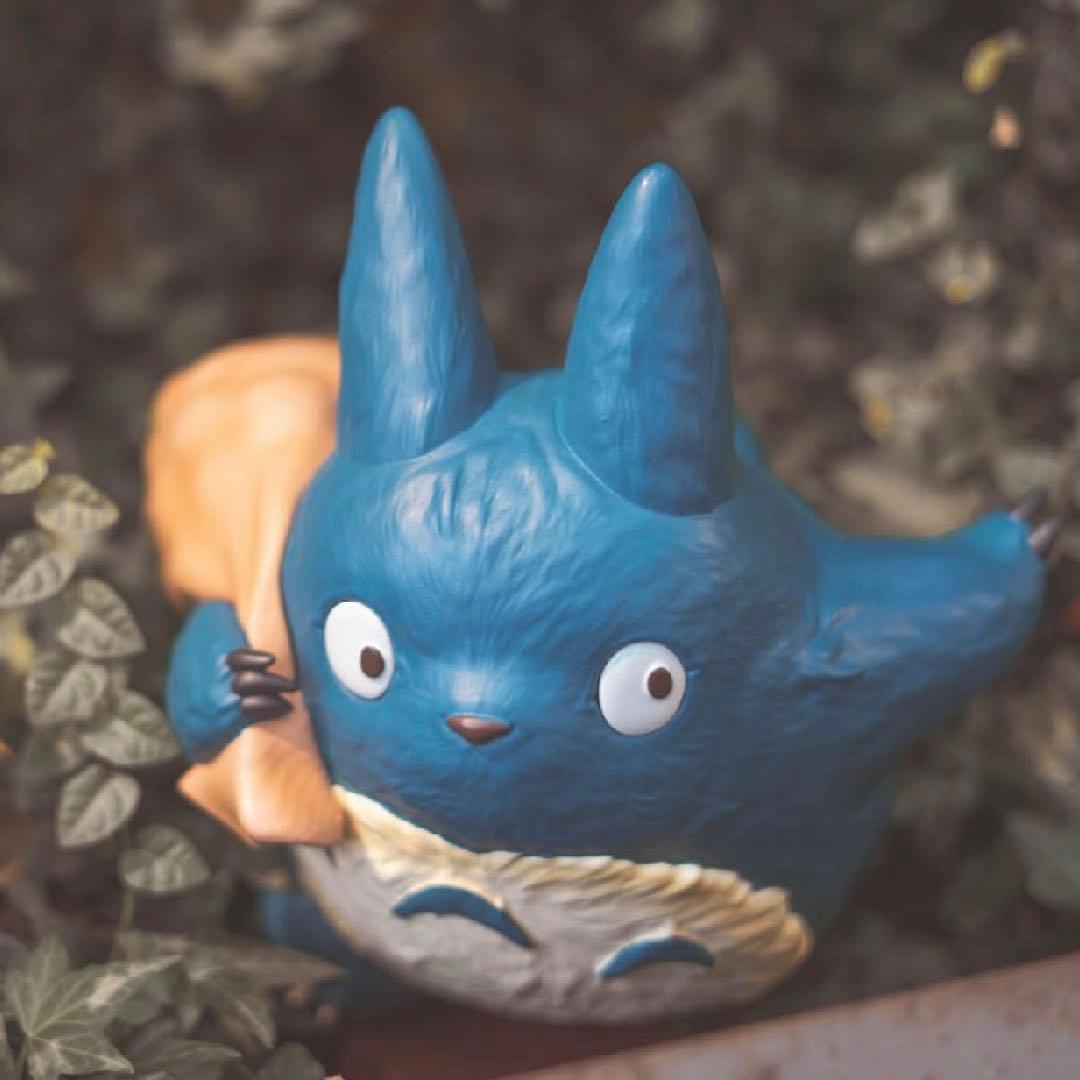 ジブリ　となりのトトロ　中トトロみーつけた　フィギュア