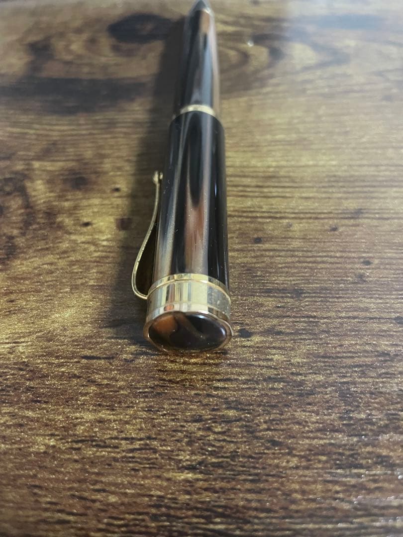 モンテグラッパ　ボールペン