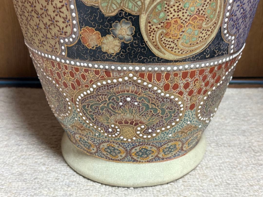 薩摩焼　金彩人物紋大瓶　特大　送料込み250527