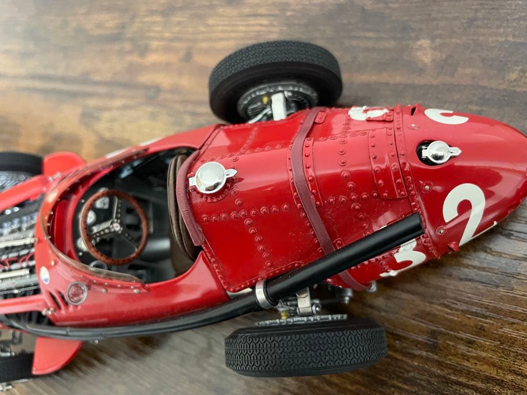 CMC社製1/18スケールMaserati 250F 限定品
