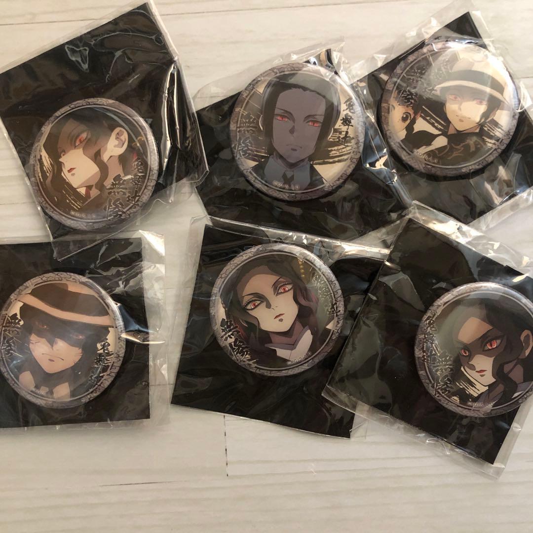 鬼滅の刃　絵巻カフェ　くじ引き44mm缶バッジ　鬼舞辻無惨　女無惨