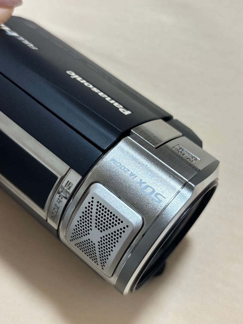 Panasonic ビデオカメラ HC-V720M