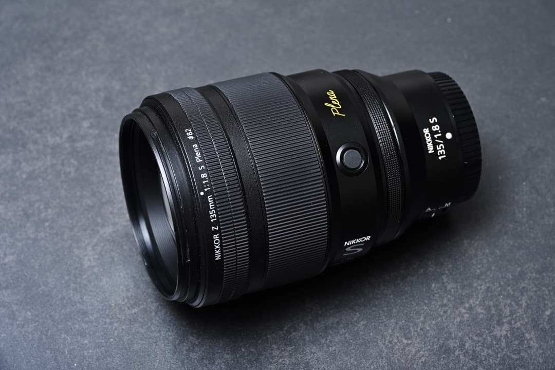 Nikon ニコン NIKKOR Z 135mm f/1.8 S Plena