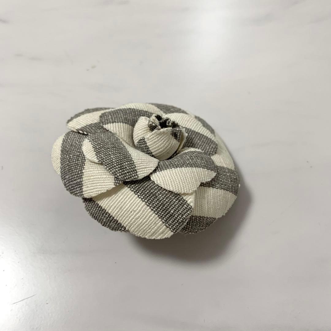 ヴィンテージシャネル　ボーダーストライプ　カメリアブローチ　コサージュ