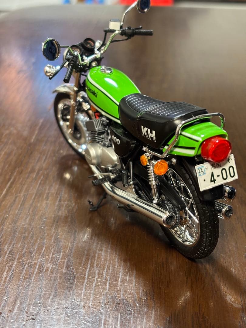 KH400 プラモデル バイク