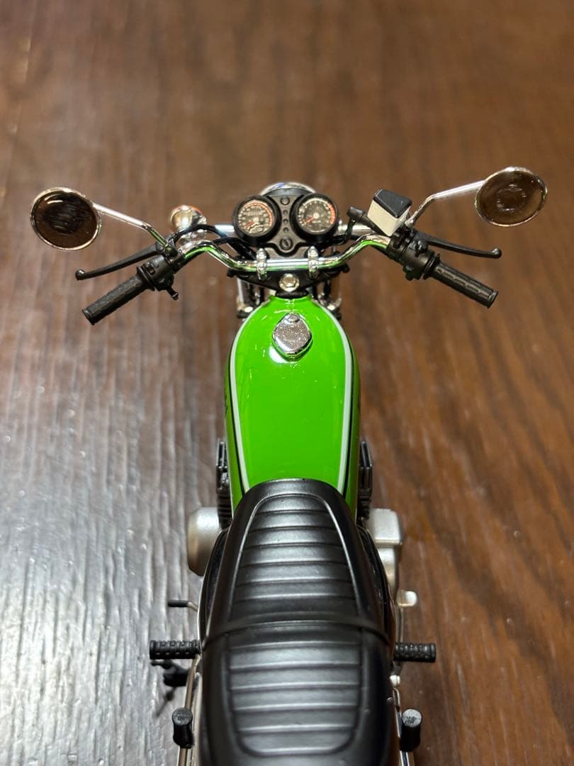 KH400 プラモデル バイク