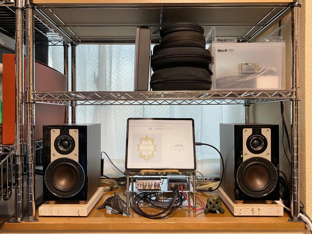 天然大理石オーディオボード●トラバーチン（穴あき）170×230×58 ●2枚