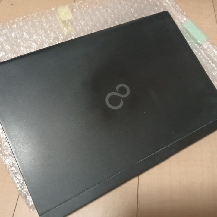 LIFEBOOK 軽量薄型13.3 ノート　パソコン