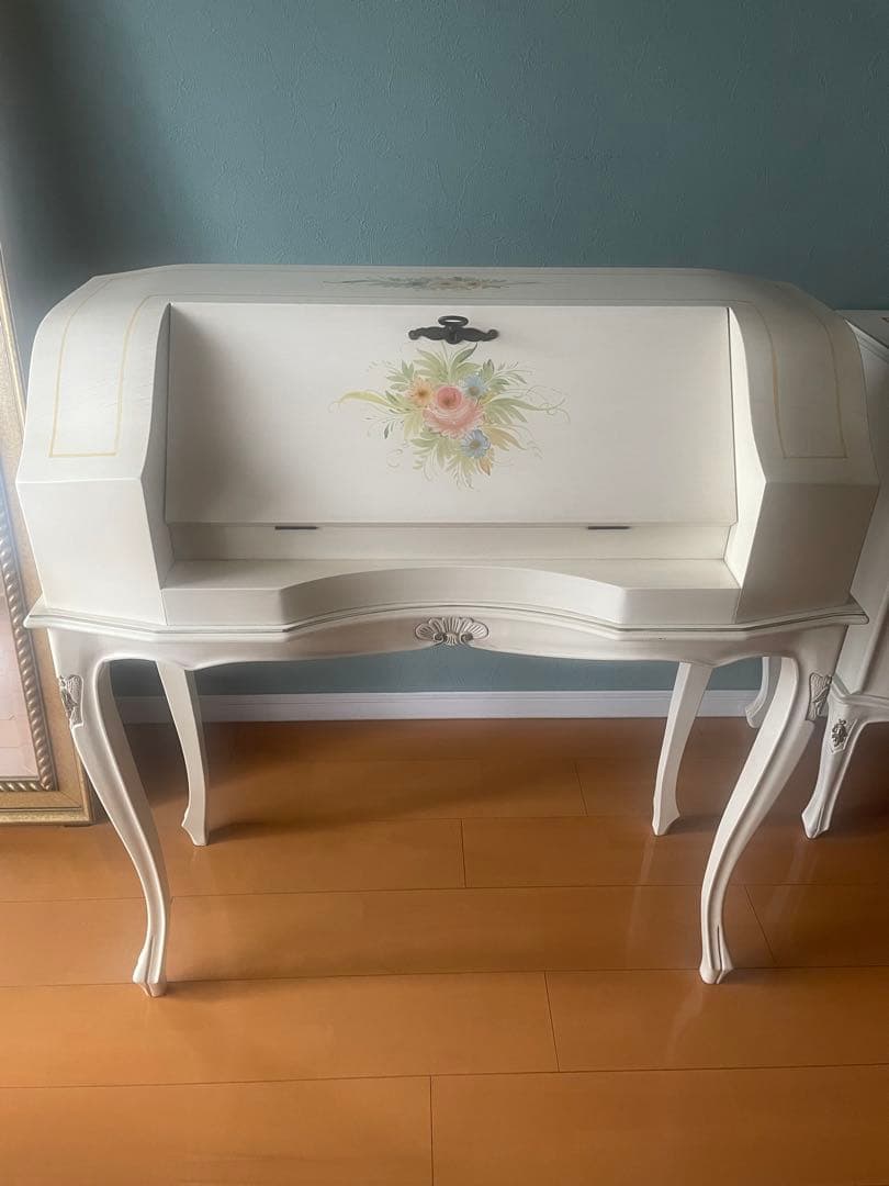 イタリア製❀︎花柄❀︎猫足ライティングビューロー・デスク(送料込み)