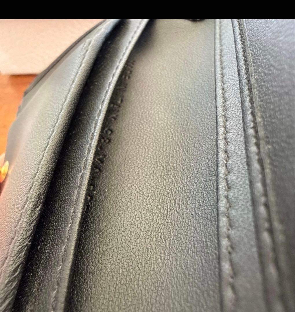 ディオール　二つ折り財布