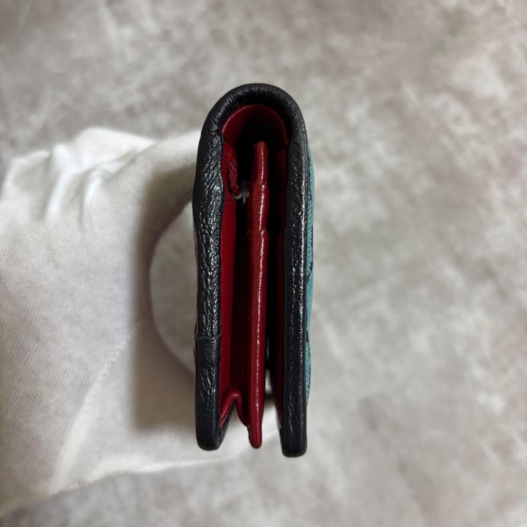 J105 GUCCI グッチ　二つ折り財布 GG マーモント キルティング