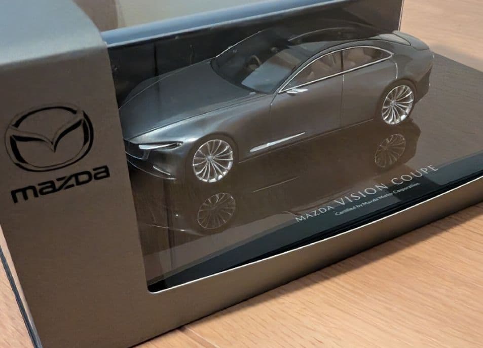マツダ MAZDA VISION COUPE モデルカー 1/43