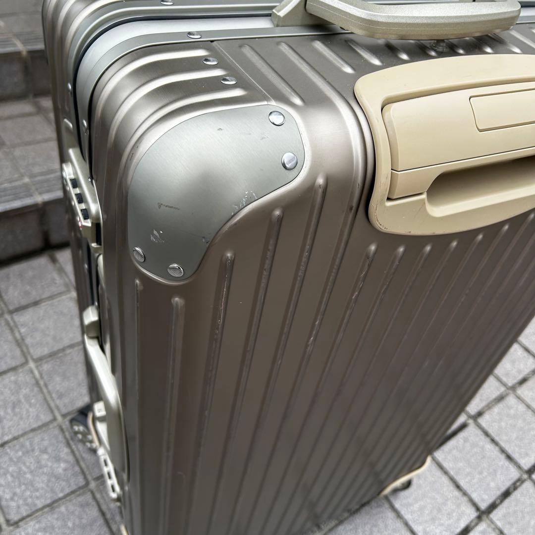 ドイツ製 RIMOWA トパーズ チタニウム 64L TSAロック 4輪