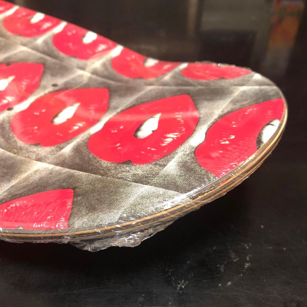 森山大道　エビセンスケートボードデッキ　絶版品　アート作品　入手困難　マニキュア