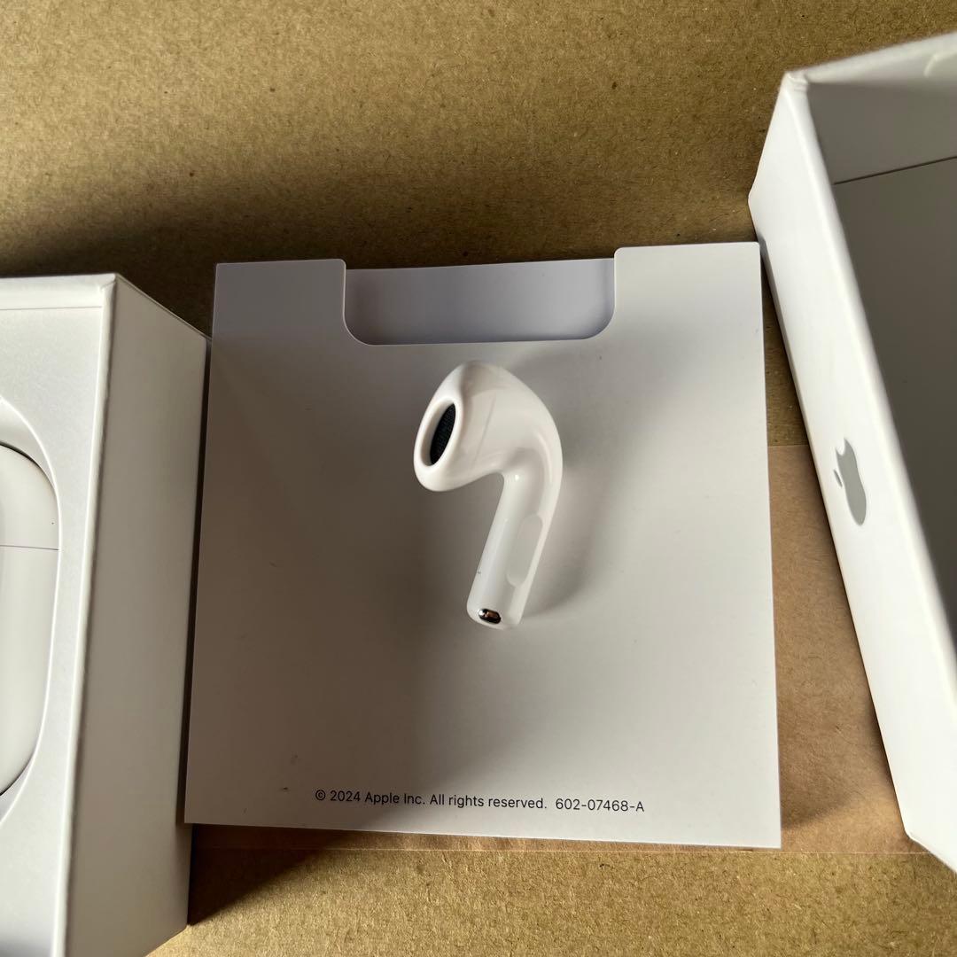 AirPods4 右耳なし 外箱付き 左イヤホン ケース付　ノイキャン非搭載