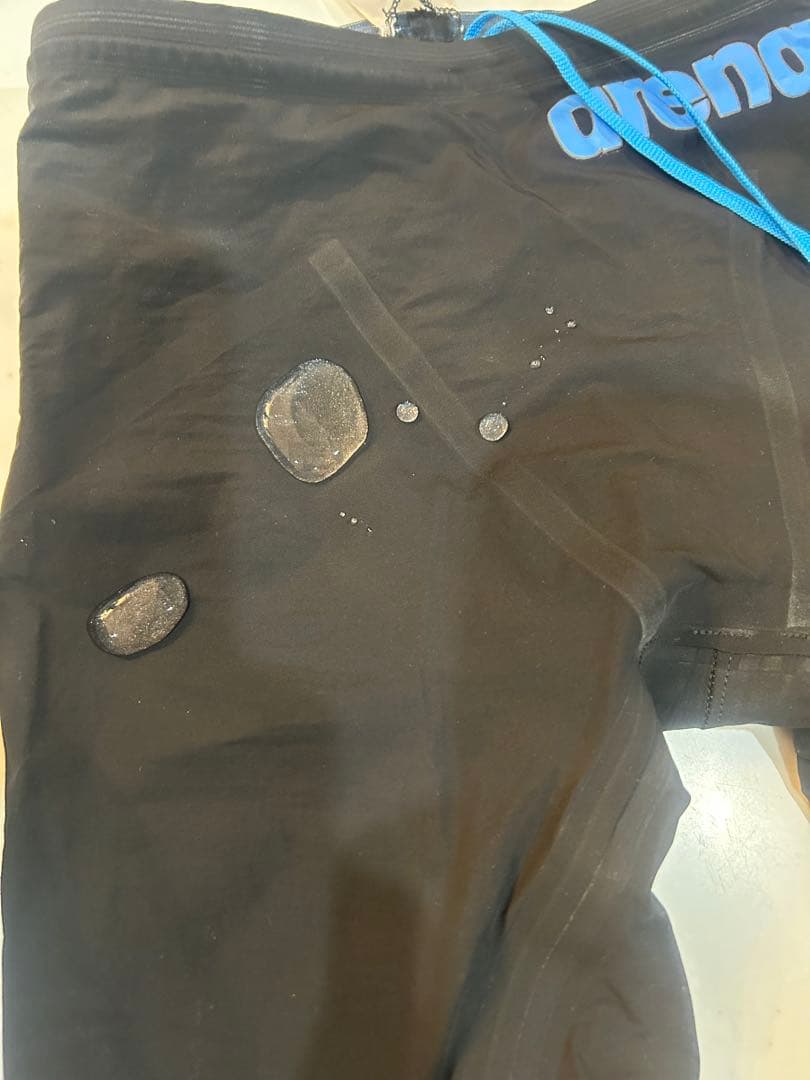 値下げ不可　arena 競泳水着 ハーフパンツ ブラック