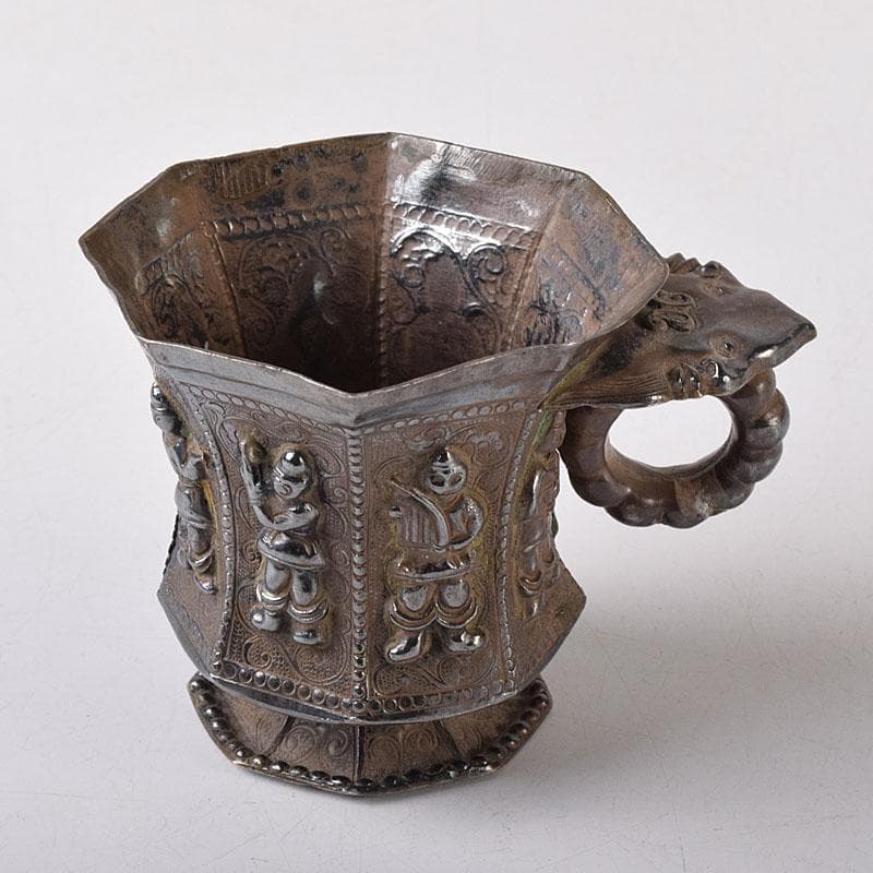 中国　唐物　人物刻　銀酒杯　爵　重さ約68ｇ　V　R8504