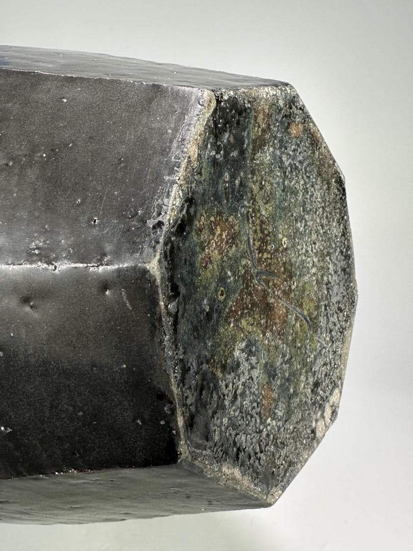 日本美術　矢野直人　黒唐津　花生　面取壺　美品　共箱　共布　本物保証