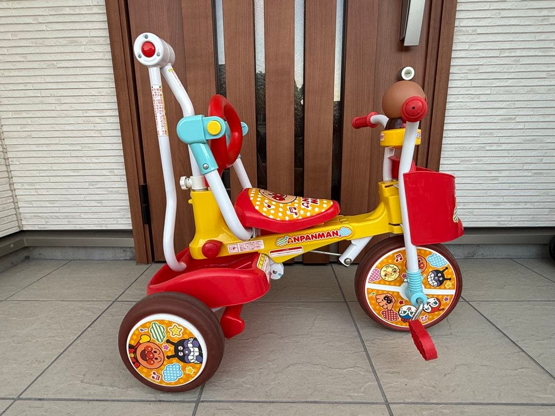 それいけ！アンパンマン オールインワンUPII 折りたたみ 三輪車　クリスマス