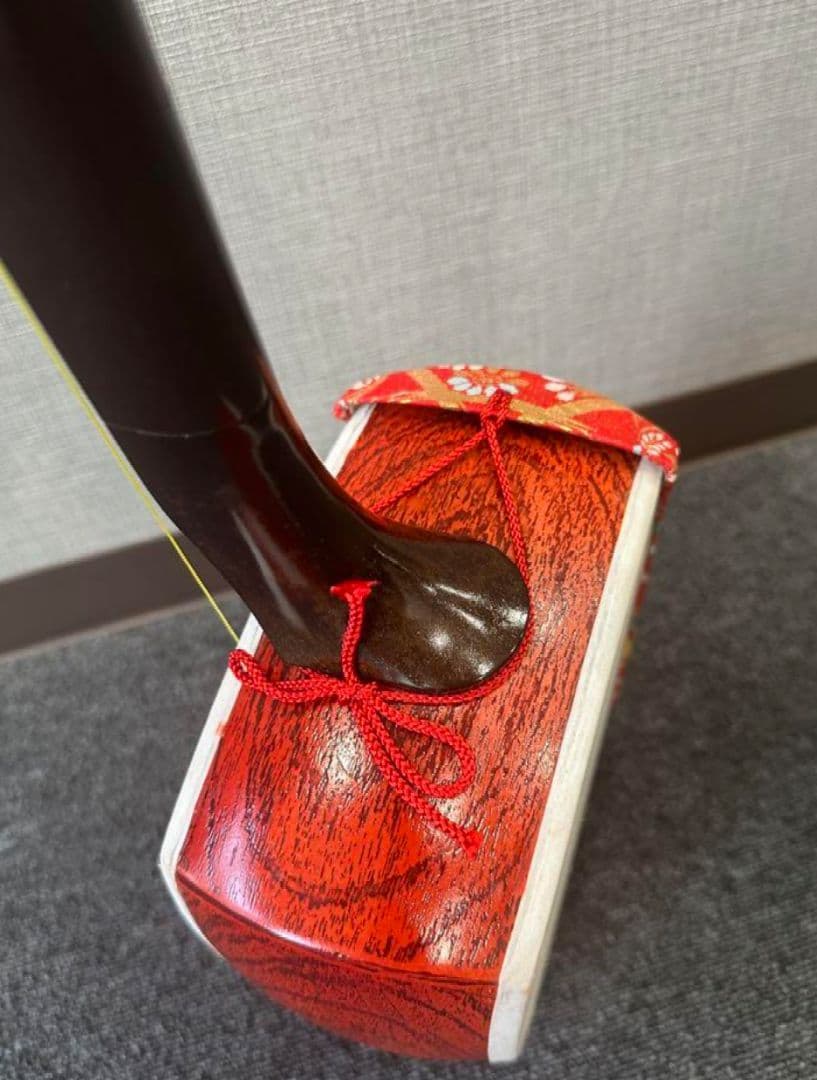 【ケース付き】三味線 本体 白赤