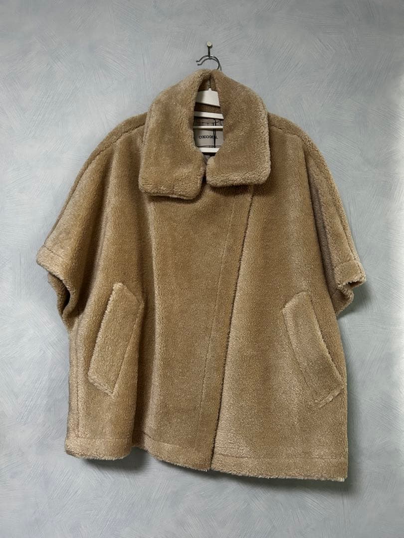 ココディール　ボアケープコート