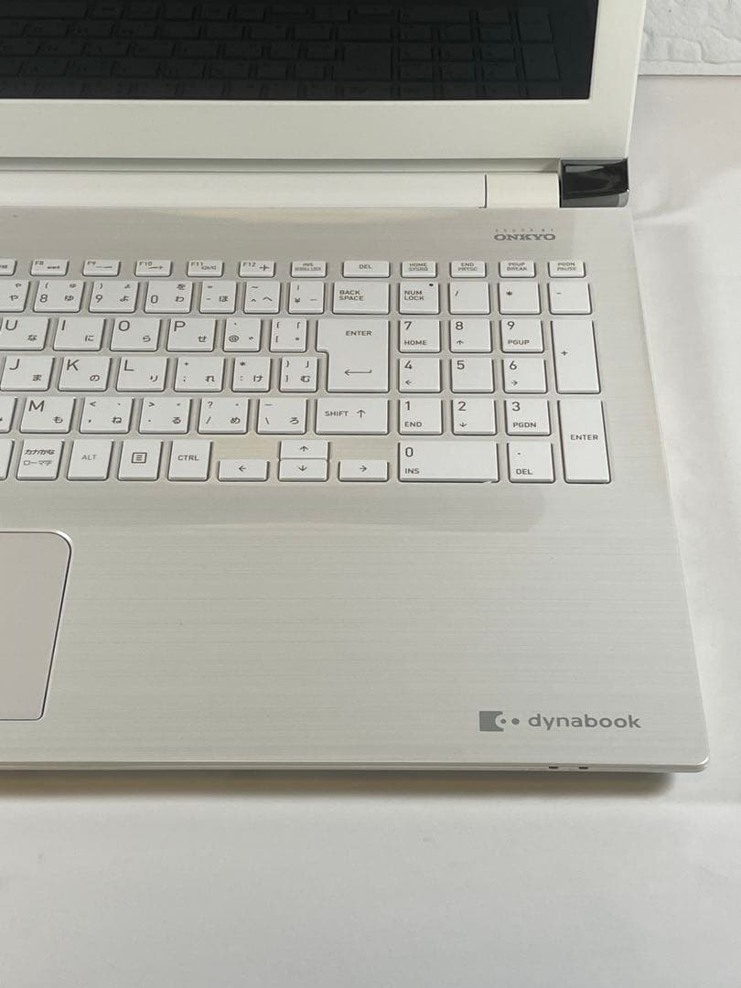【高性能】東芝◇Dynabook◇SSD256GB◇ホワイト◇ChatGPT搭載