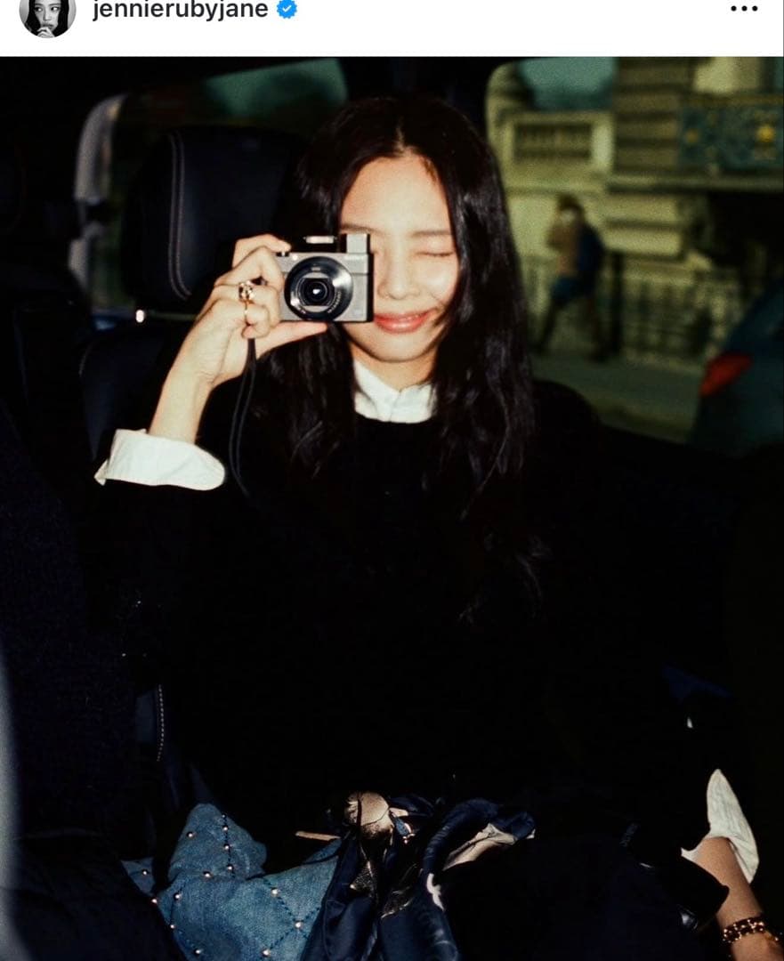 CHANEL 22 スモール　ハンドバッグ