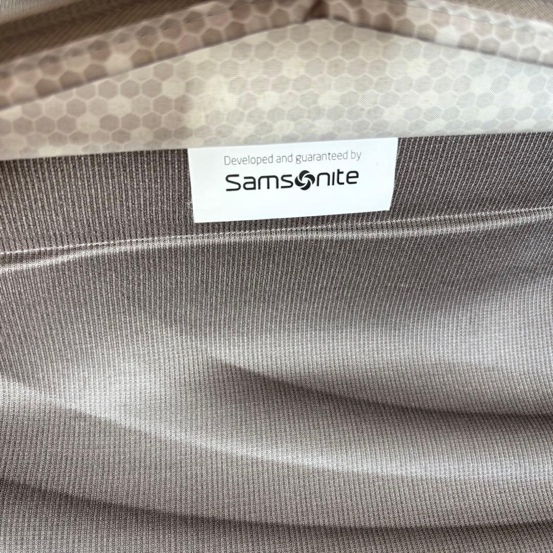 サムソナイト コスモライト スピナー69 スーツケース　ブラック　68L 超軽量