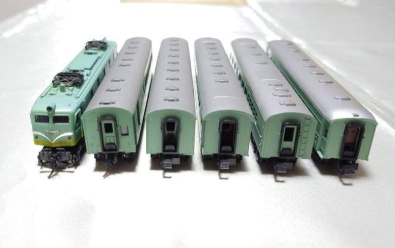 【新年特価】　KATO　特急「はと」青大将　EF58形電気機関車＋客車5両