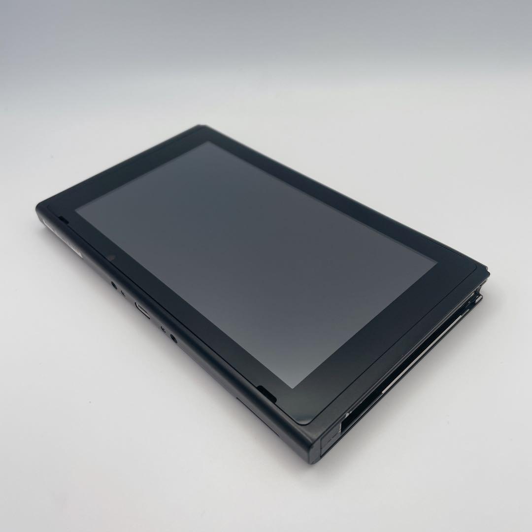 【概ね美品】Nintendo Switch 本体のみ 未対機 HAC-001