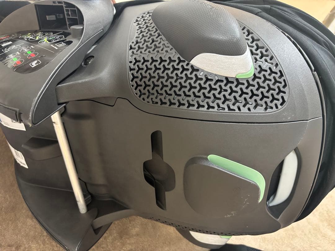 Cybex Cloud G i-Size チャイルドシート　ベースG