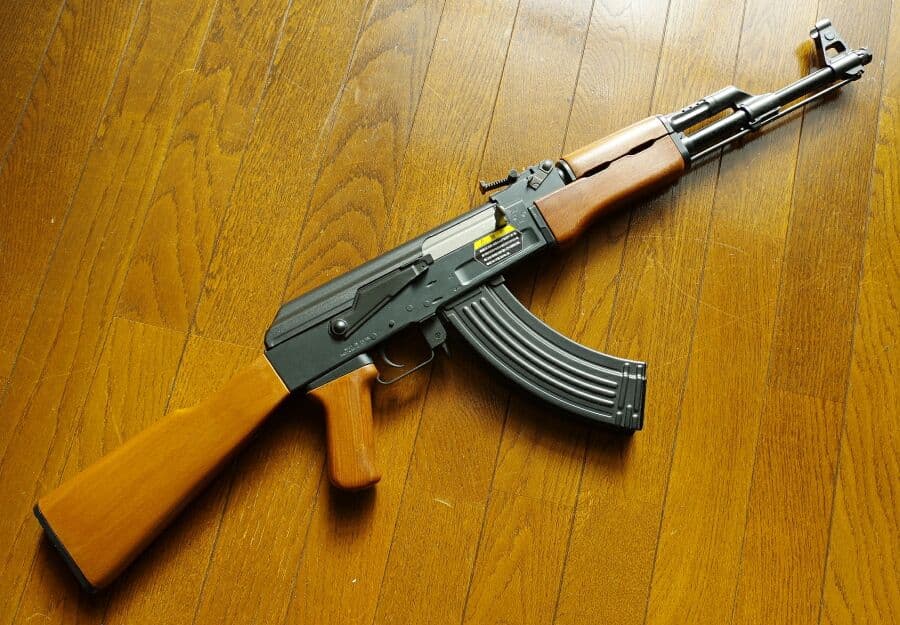 東京マルイ AK47 バッテリー&充電器付きフルセット