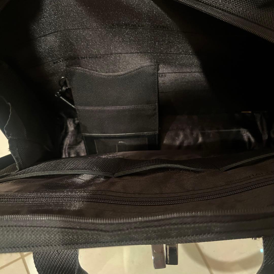 ゼロハリバートン　スーツケース　キャリーケース